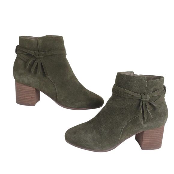Violet & Red Jenna Women's 7 Green Suede Leather 2.5" Heel Ankle Booties Tassel - Picture 1 of 10